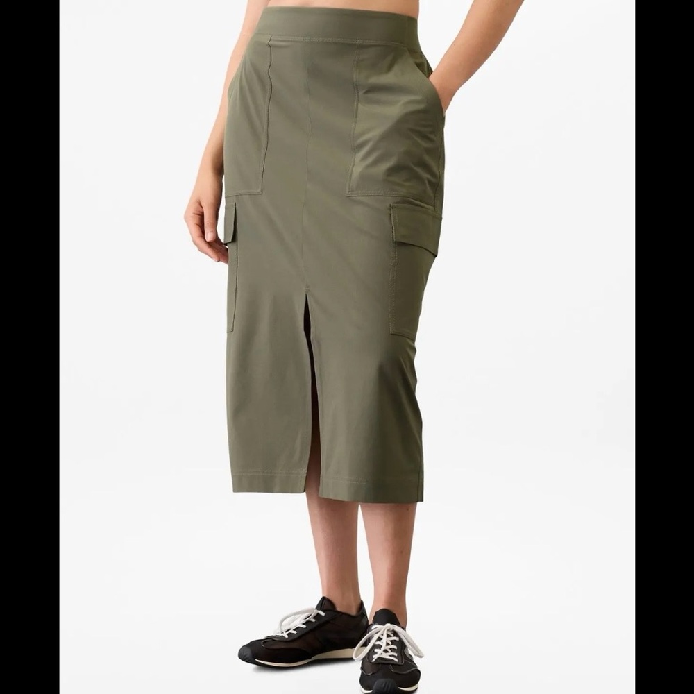 NWT Athleta Brooklyn Heights Cargo Skirt Midi Stretch Skirt Light Olive Size 16